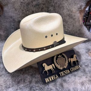 Este Oeste Toyo 15x - Tombstone