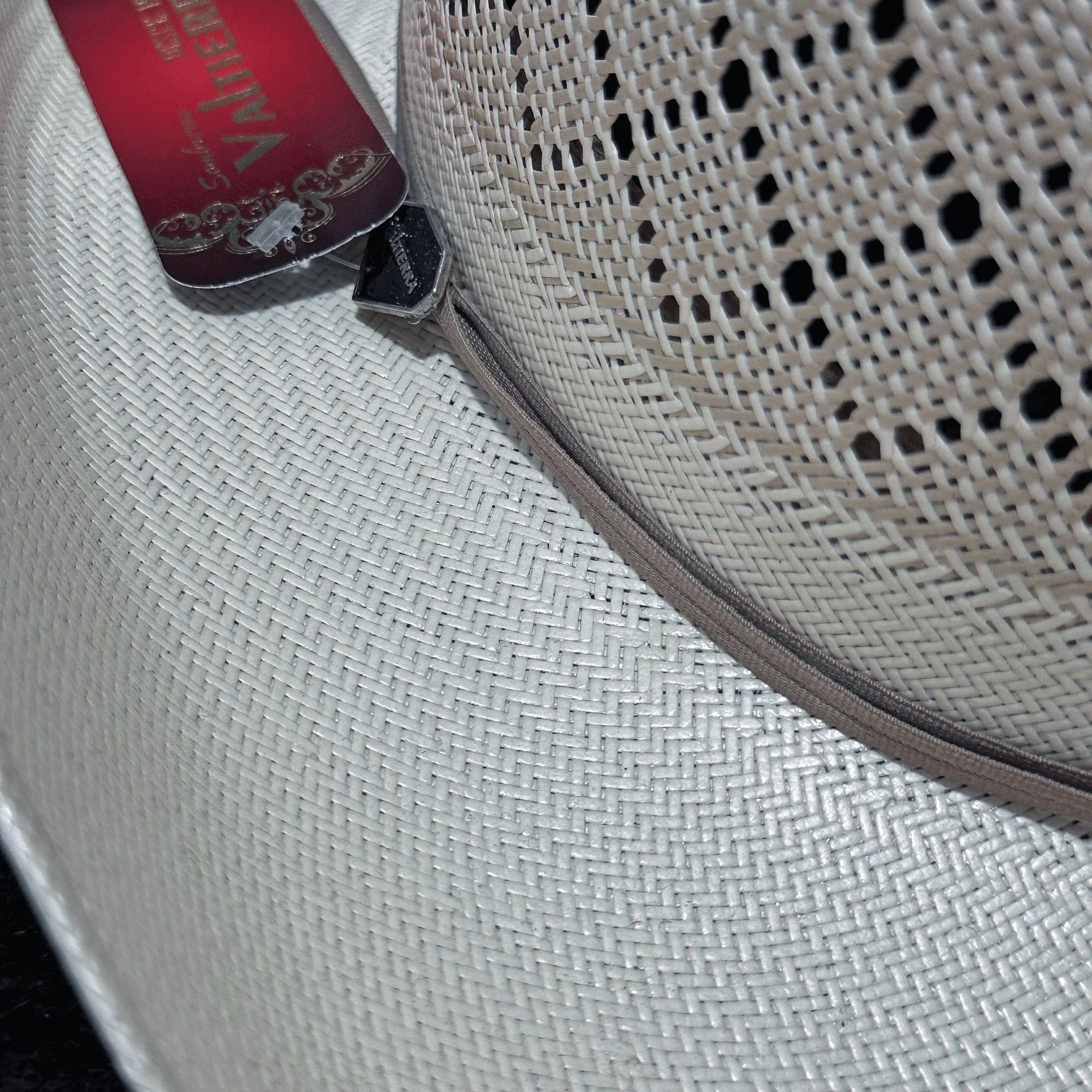 Giza ventilado 300x marca Valtierra - Imagen 6